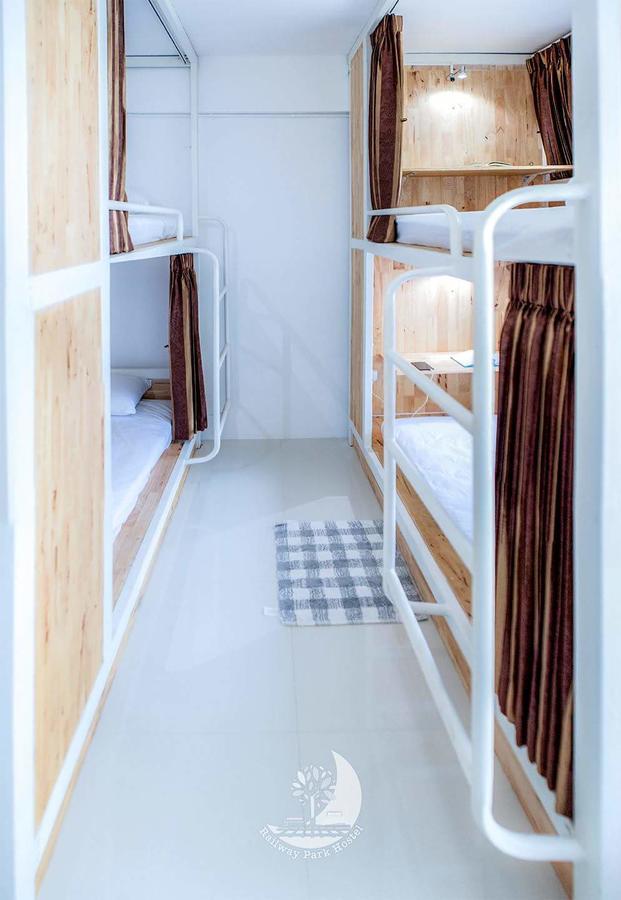 Railway Park Hostel شيانغ ماي المظهر الخارجي الصورة