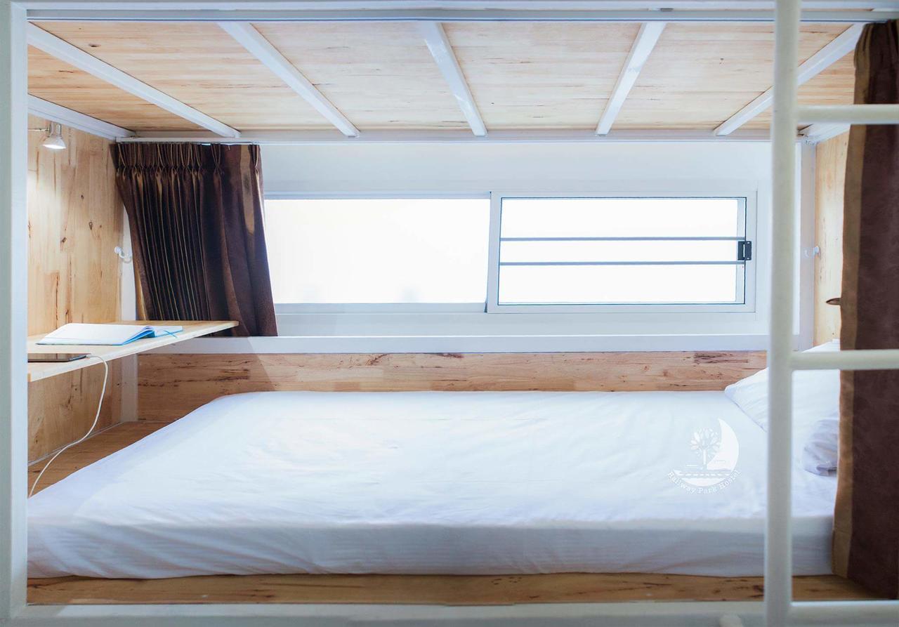 Railway Park Hostel شيانغ ماي المظهر الخارجي الصورة
