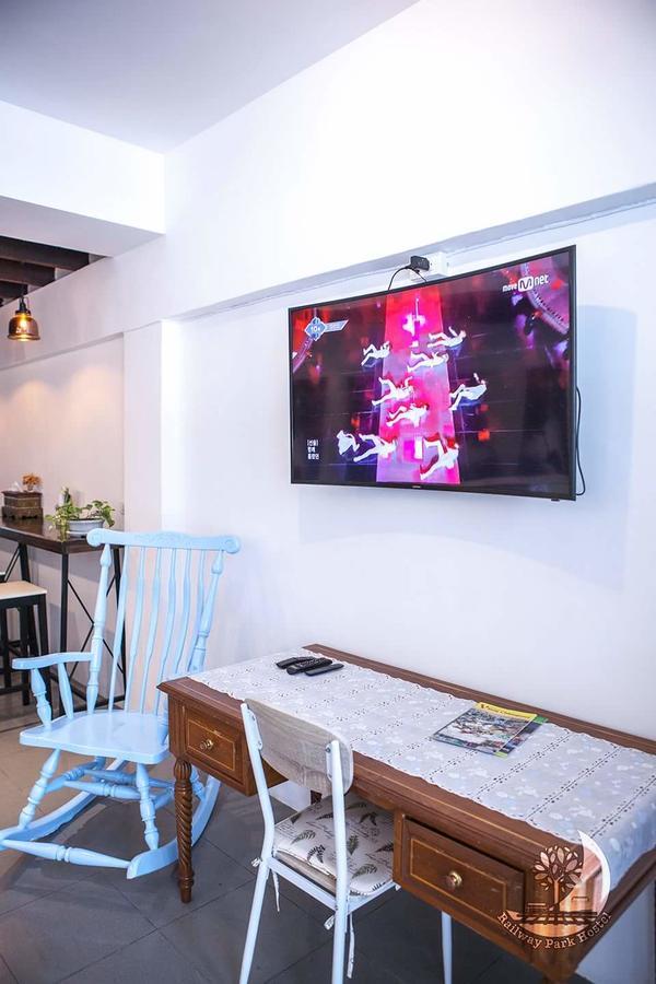 Railway Park Hostel شيانغ ماي المظهر الخارجي الصورة