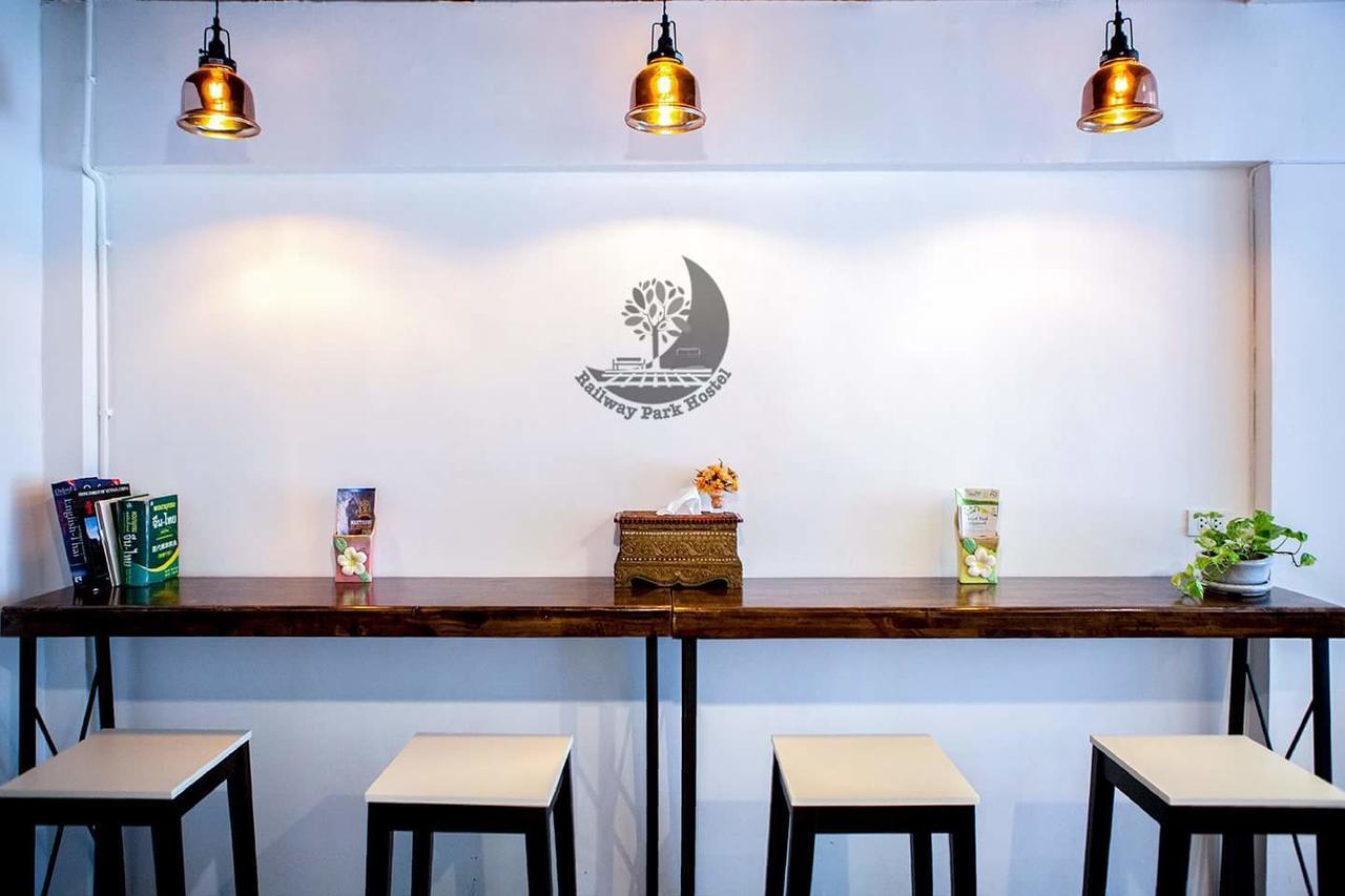 Railway Park Hostel شيانغ ماي المظهر الخارجي الصورة