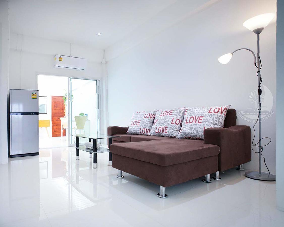 Railway Park Hostel شيانغ ماي المظهر الخارجي الصورة